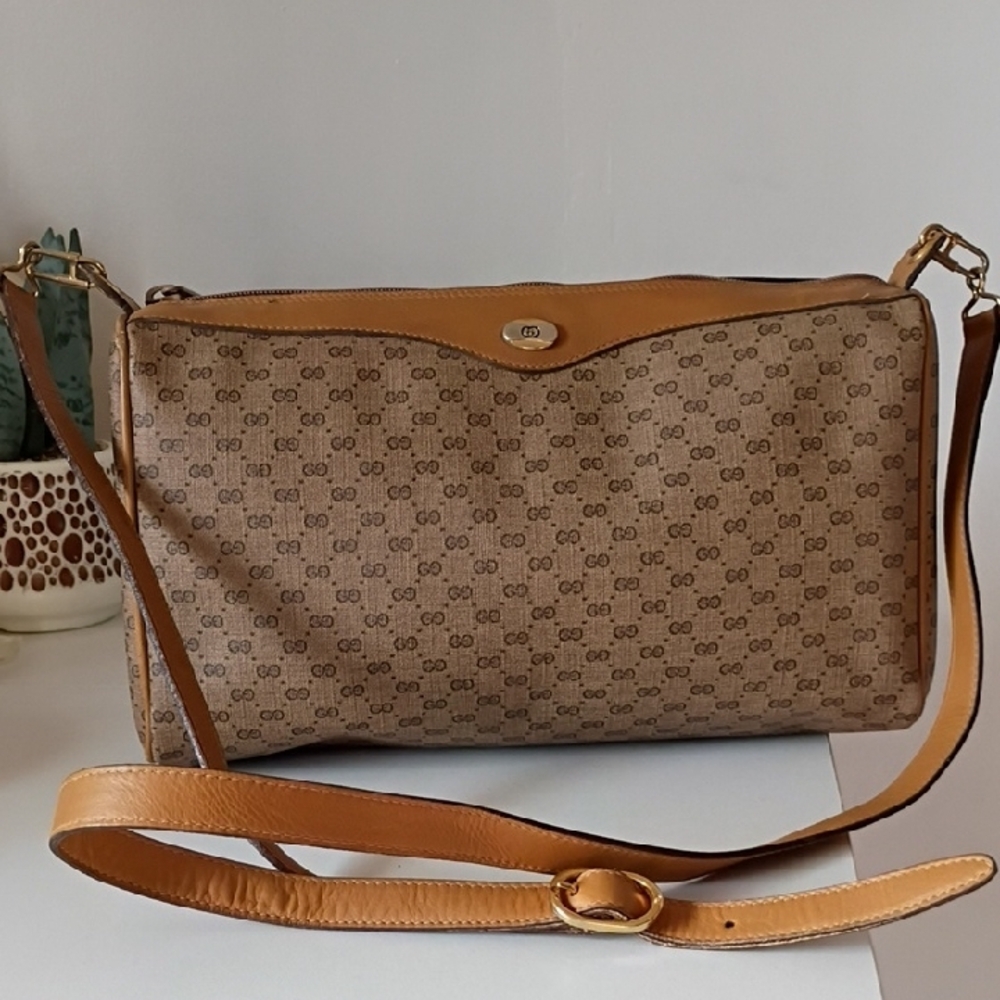 Gucci Beige Tan Logo Crossbody Bag